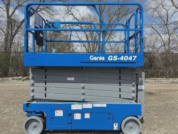 2017 GENIE GS-4047 image 1