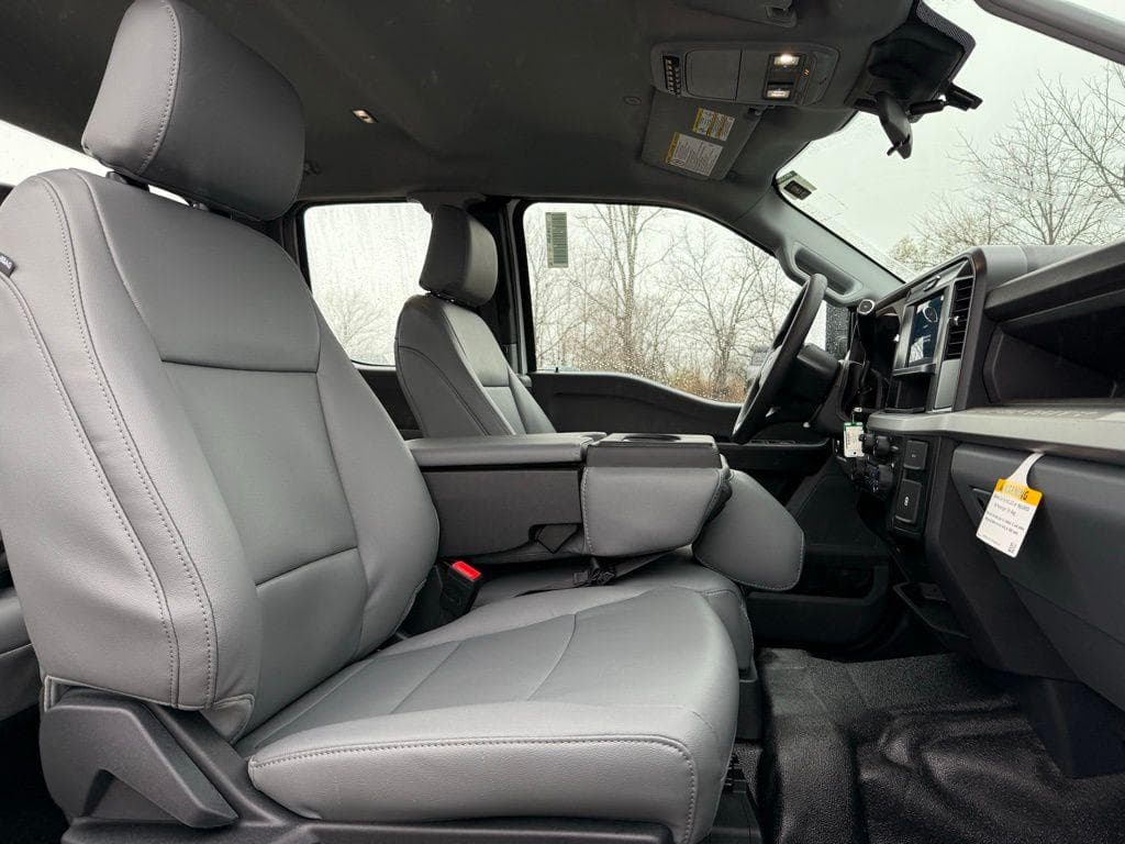 2026 Ford F-450SD XL Dump Truck image 21
