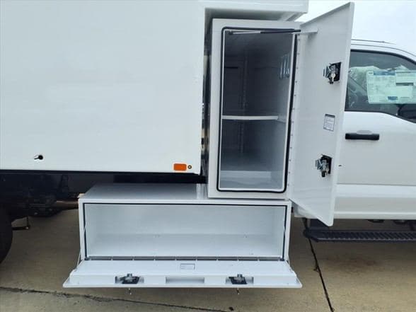 2026 Ford F600 SD XL image 8