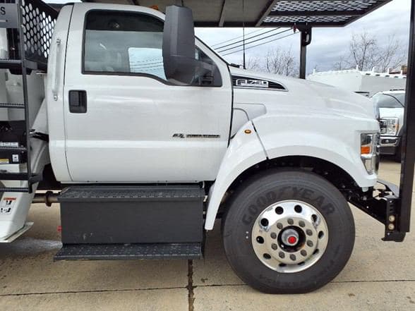 2025 Ford 4143D image 5