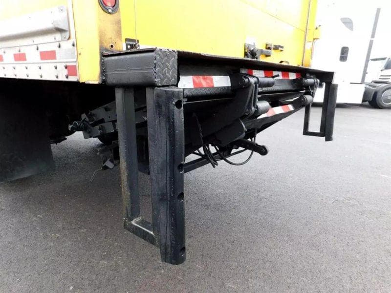 2019 International 4300 image 32