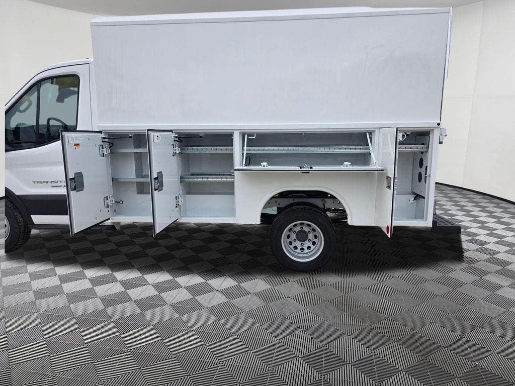 2024 Ford Transit-350 Base image 18