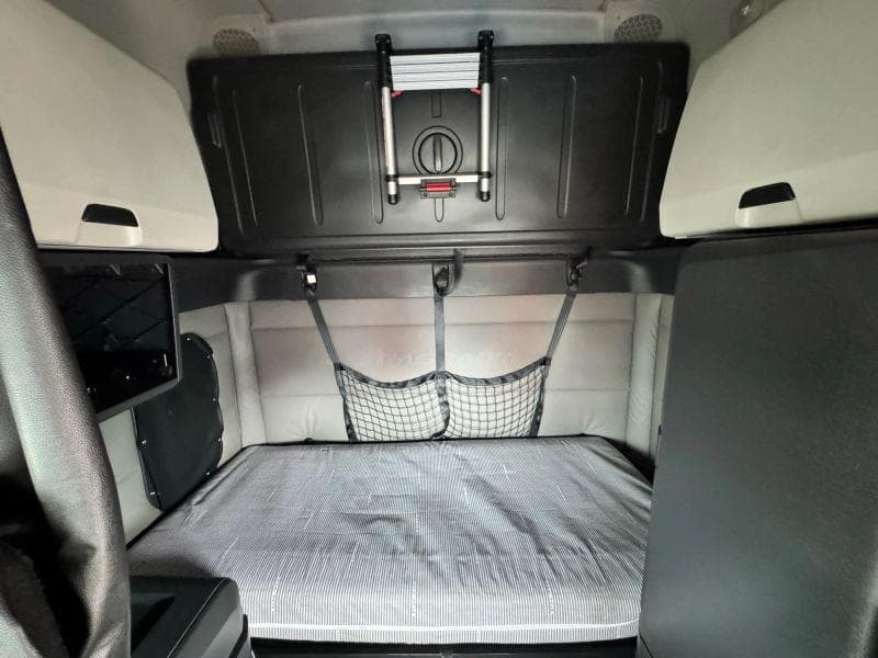 2021 Freightliner Cascadia image 41