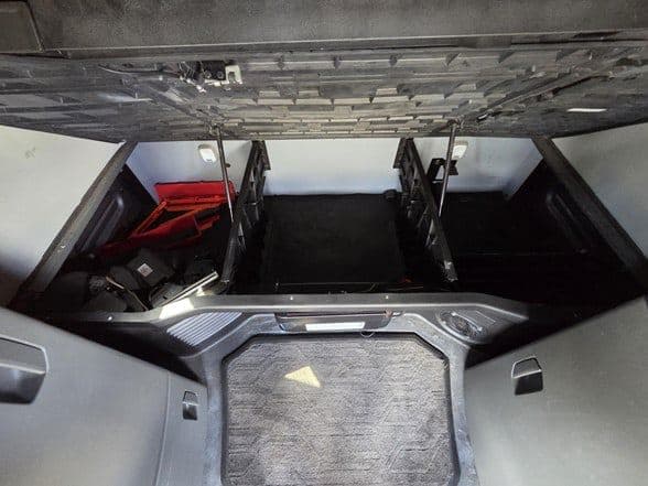 2020 Volvo VNL64T760 image 17