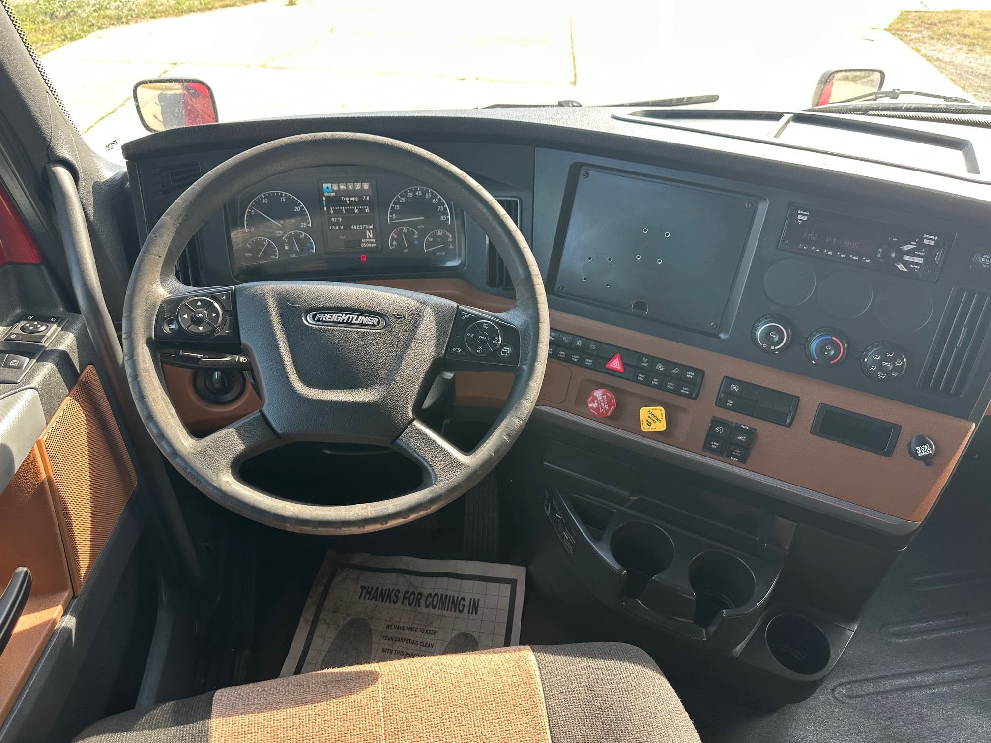 2020 Freightliner Cascadia image 10