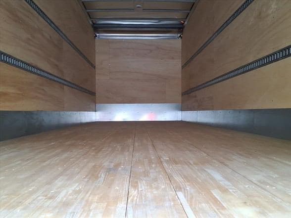 2025 Isuzu FTR image 9