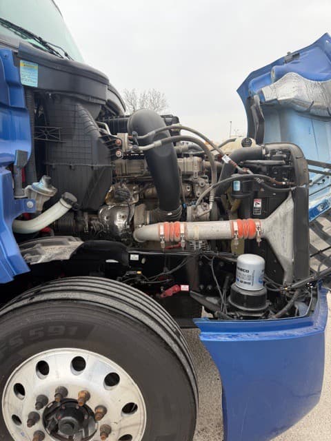 2024 Freightliner Cascadia image 8