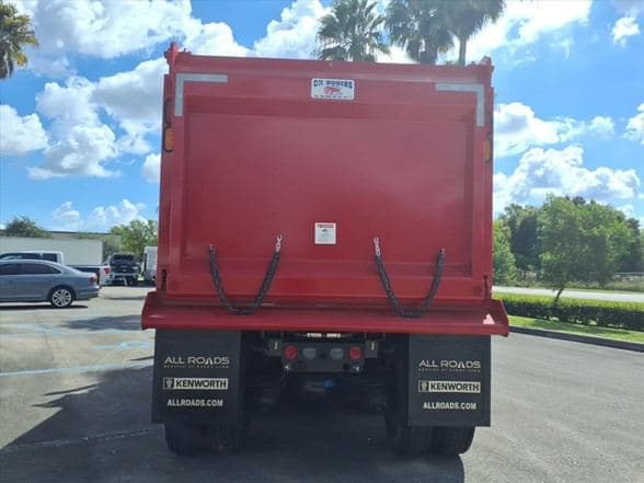 2025 Kenworth T880 image 6