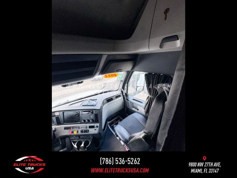 2022 Freightliner Cascadia 126 image 24