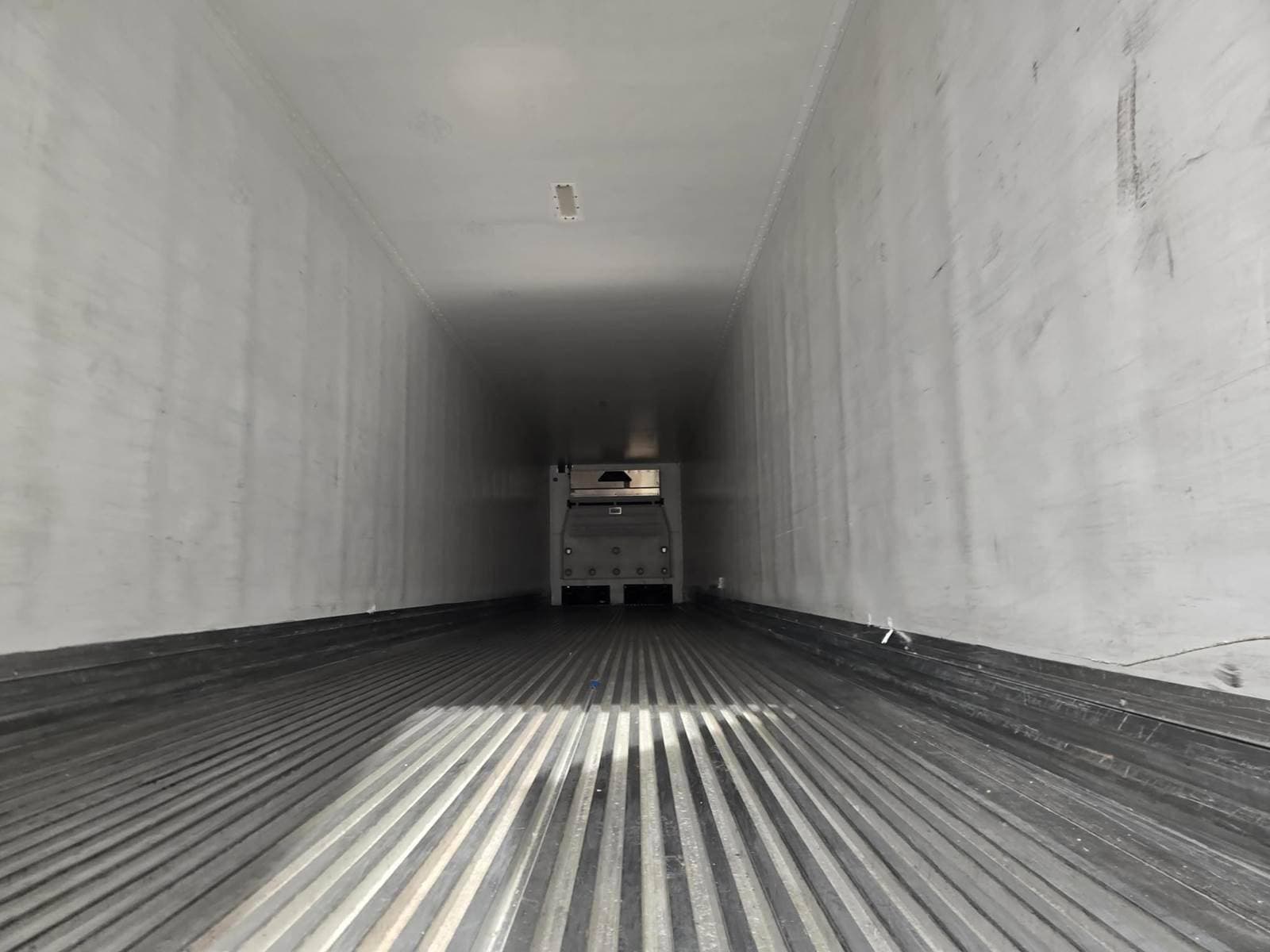 2018 Great Dane 53 ft Reefer Trailer - Fixed Axle, Swing Door, Thermo King image 17