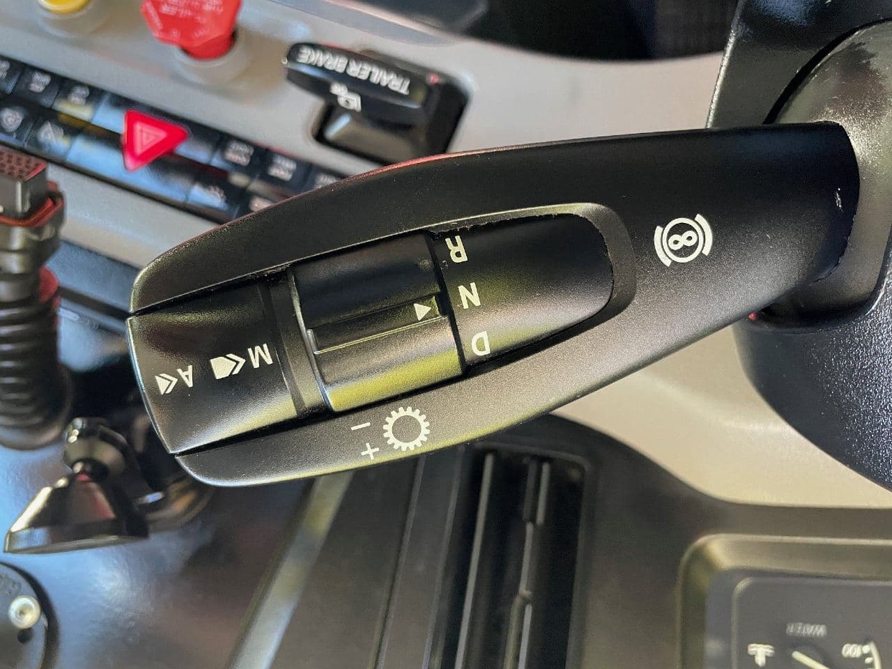 2020 Freightliner Cascadia 126 image 21