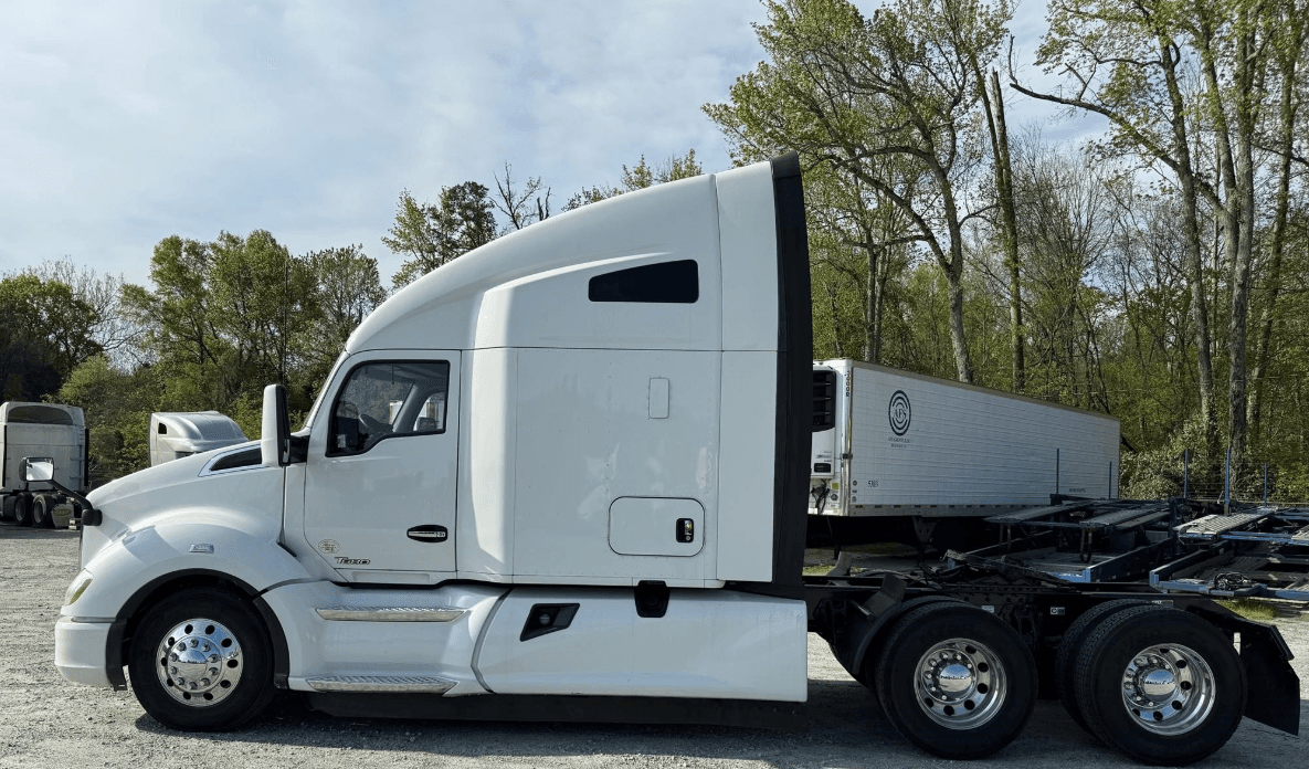 2020 Kenworth T680 image 3