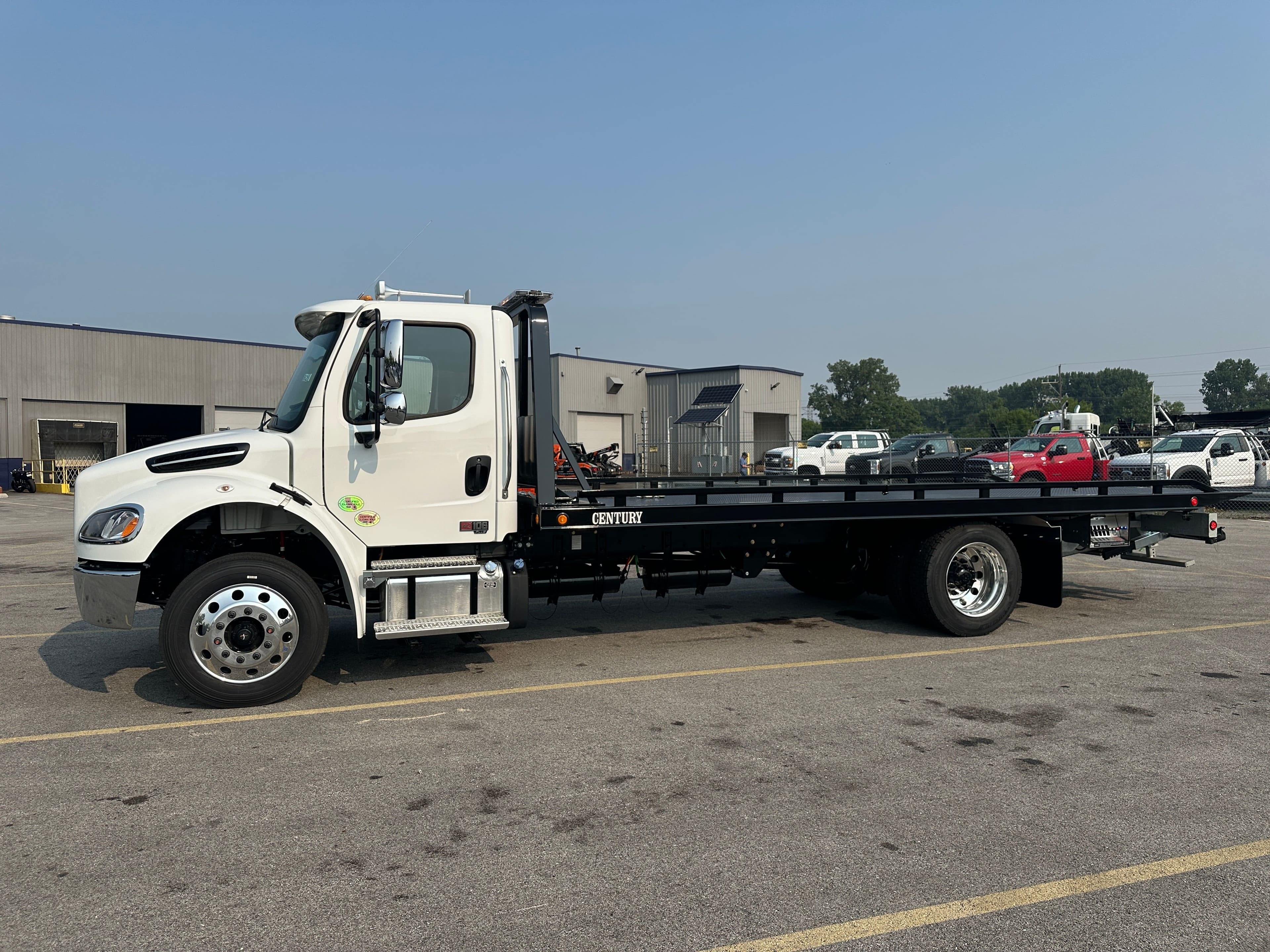 2025 Freightliner M2 106 WITH A CENTURY 21.5' STEEL CARRIER  (SK#: 6255C) image 2
