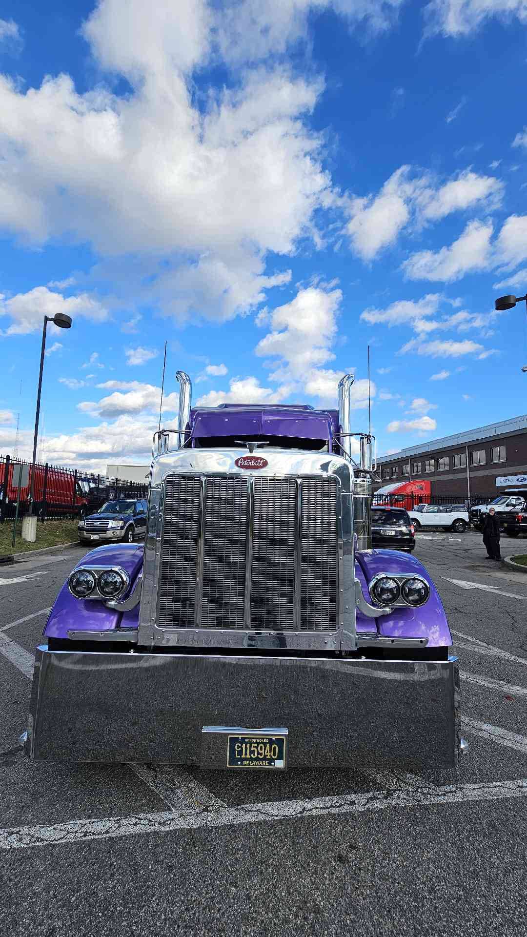 2000 Peterbilt 379 image 6