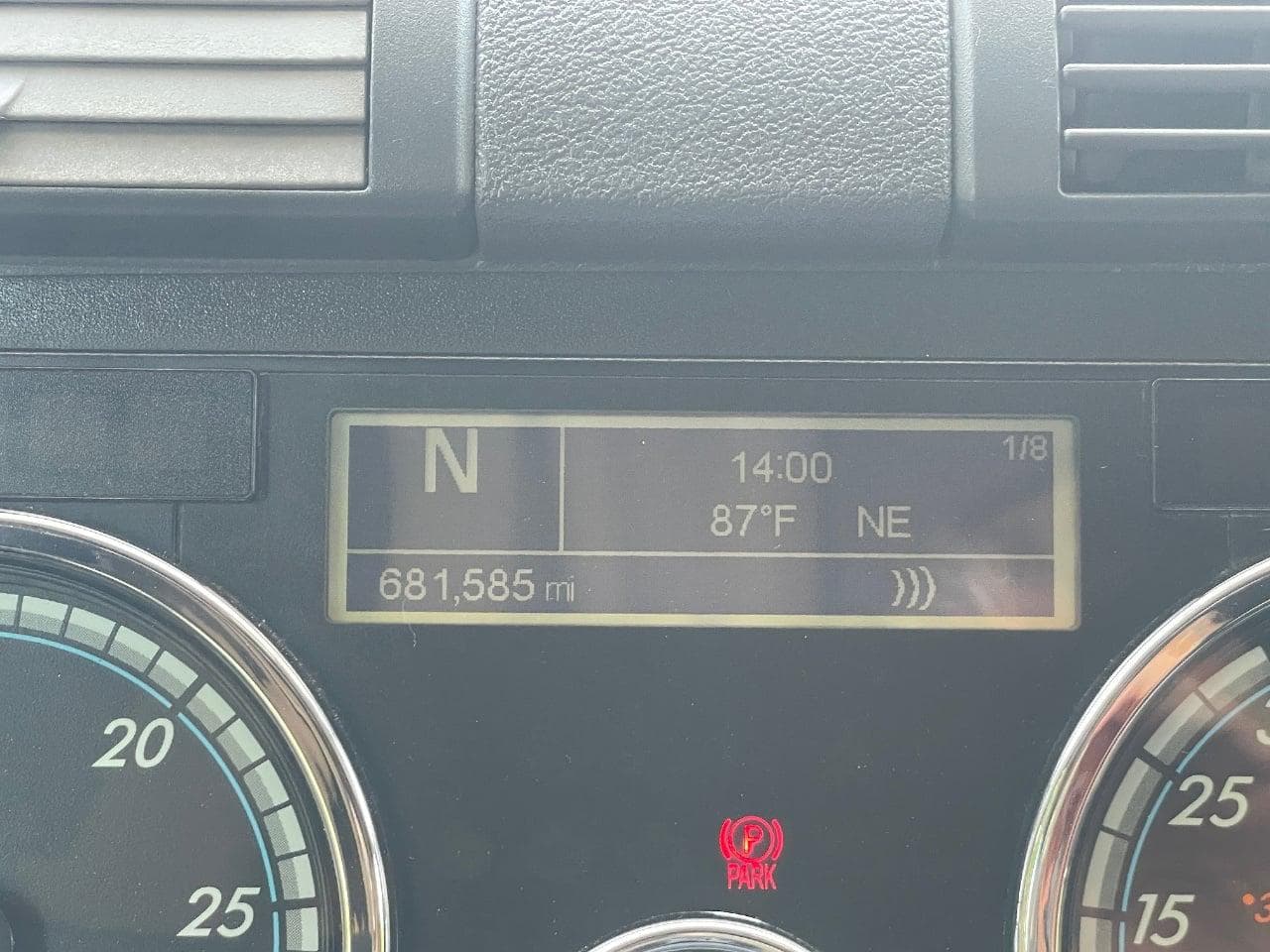 2020 Freightliner Cascadia image 22