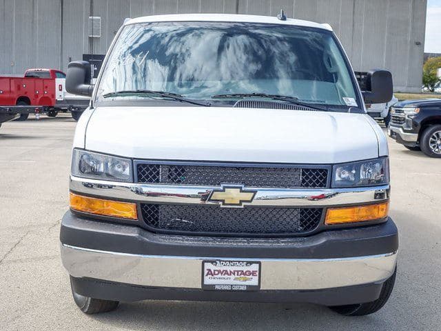 2025 Chevrolet Express 2500 Work Van Cargo image 5
