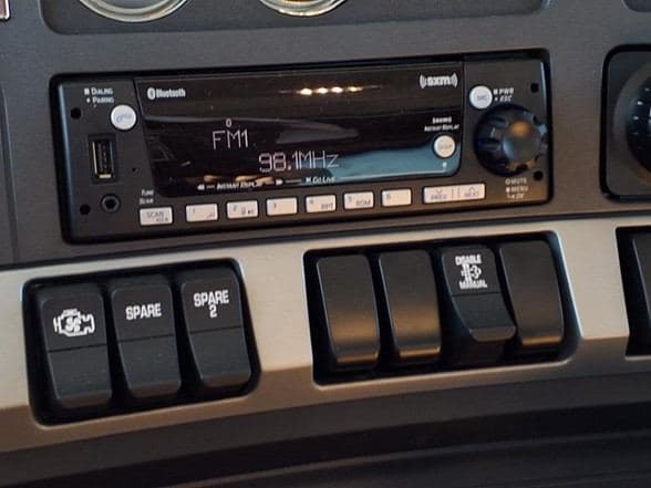 2025 Kenworth T880 image 23