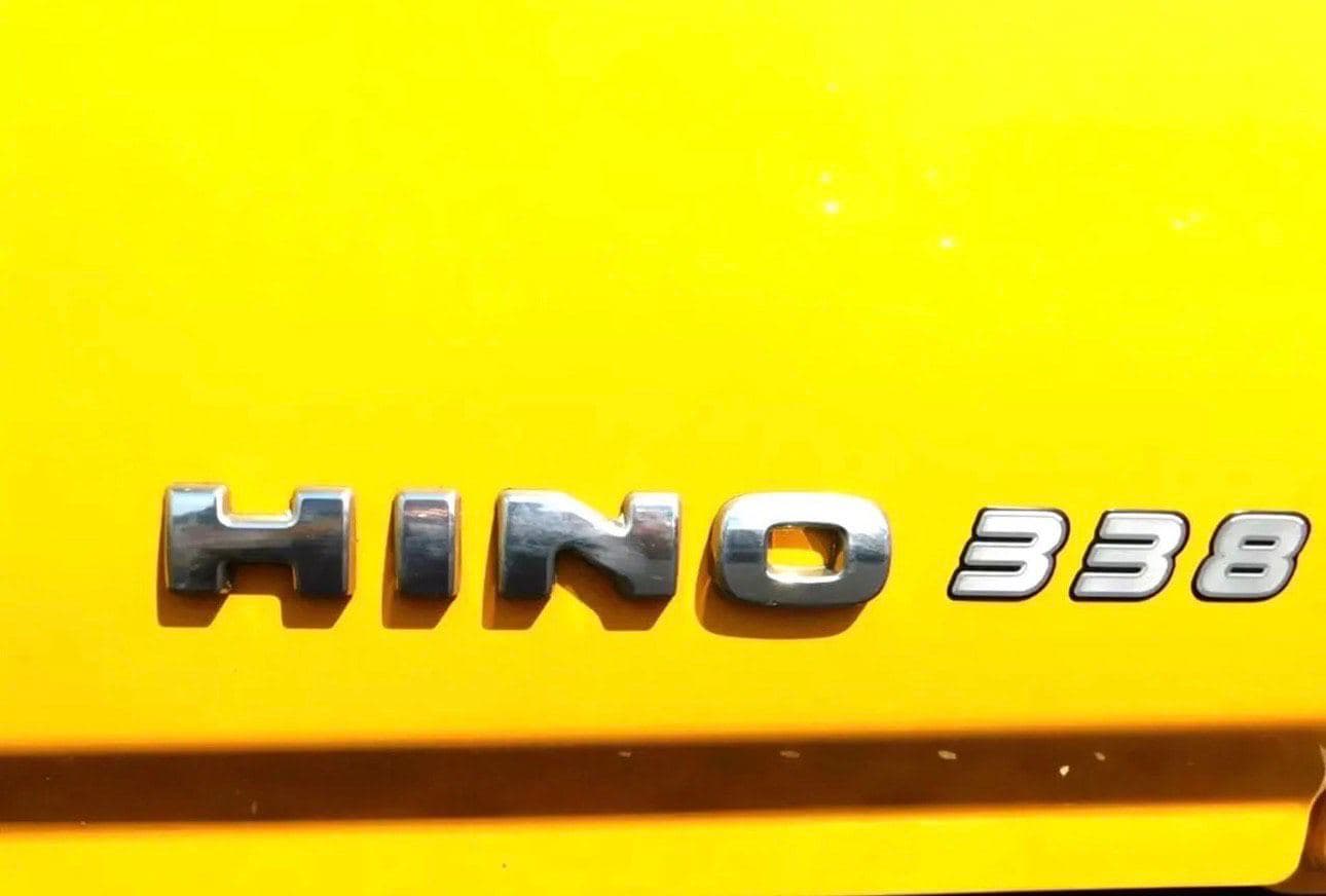 2018 Hino Conventional Type Truck image 10