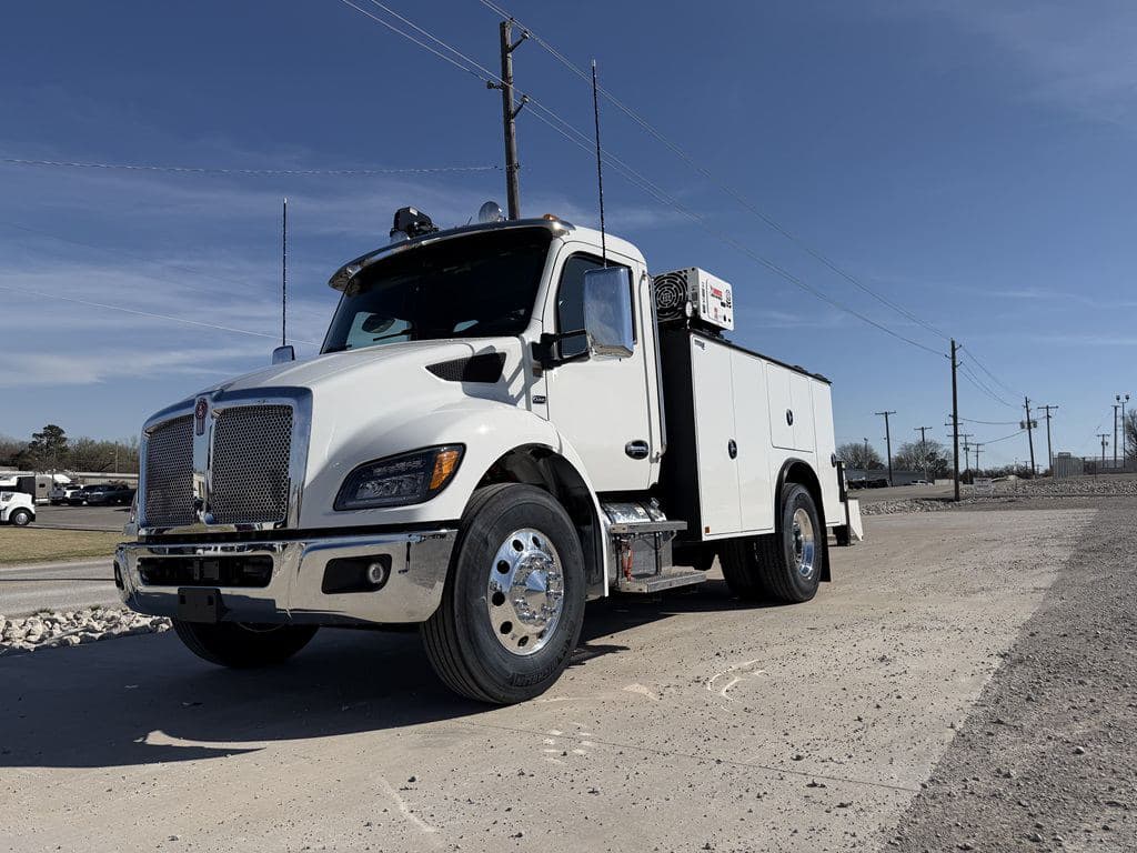 New 2027 KENWORTH T280 image 2