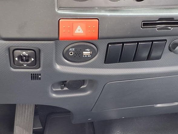 2025 Isuzu FTR image 18