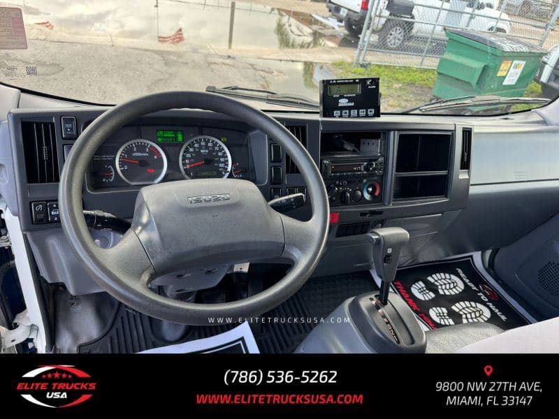 2019 Isuzu NRR image 25