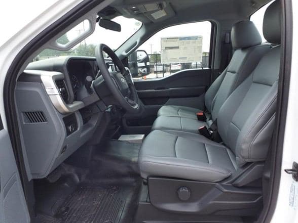 2024 Ford F550 SD XL image 5