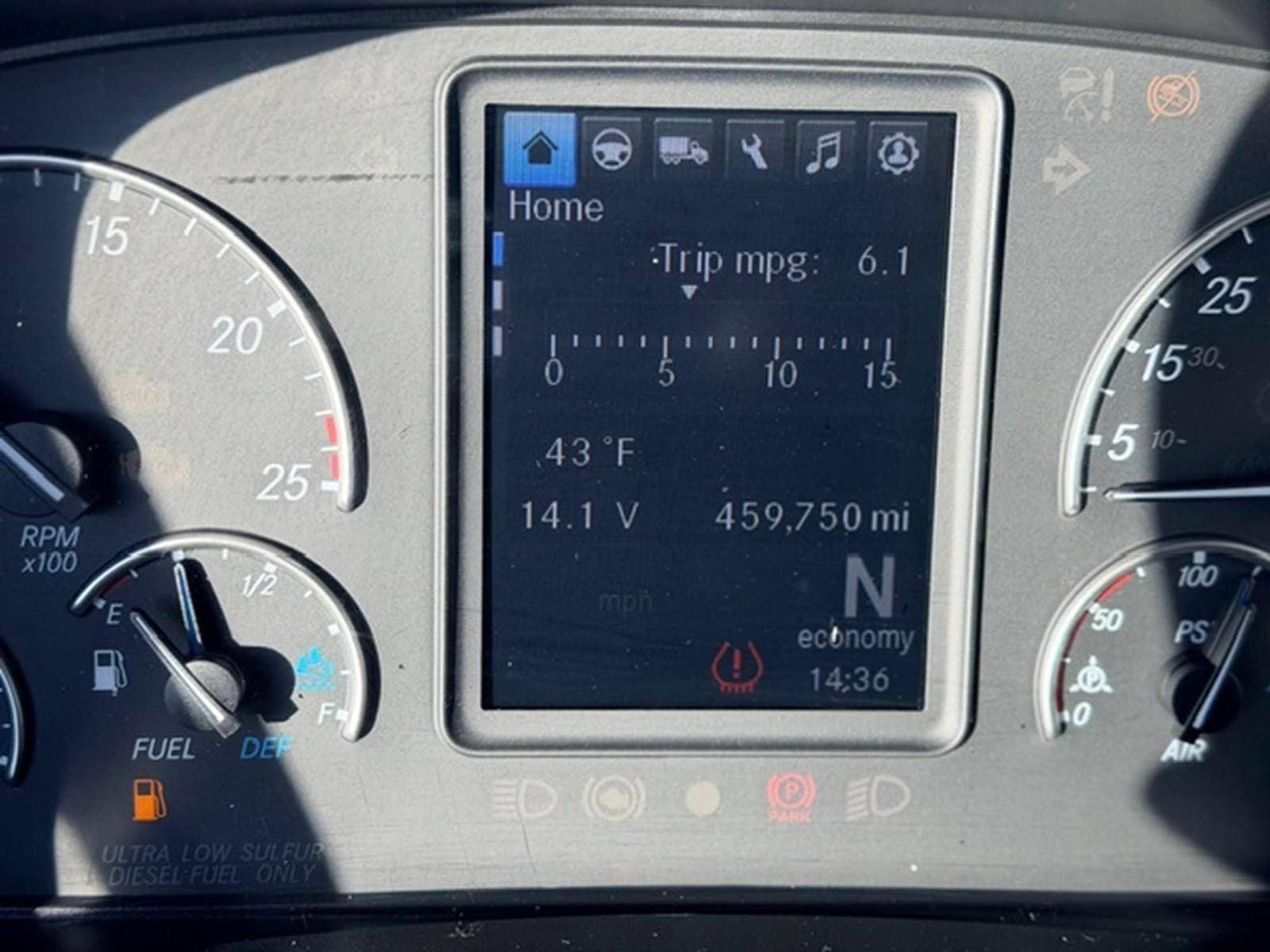2022 Freightliner Cascadia 125 Sleeper Semi Truck - 72" Raised Roof Sleeper, Detroit 455HP, Automatic image 10