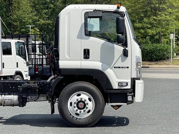 2025 Isuzu FTR image 14