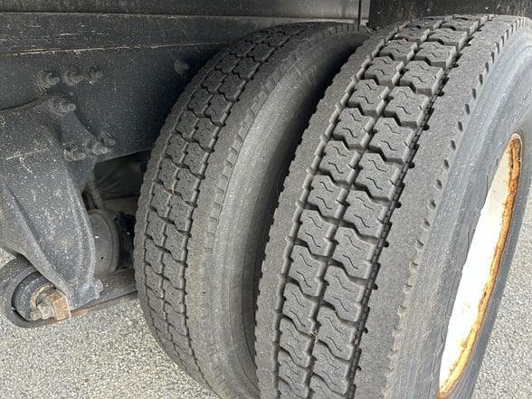 2019 Freightliner BUSINESS CLASS M2 106 image 2