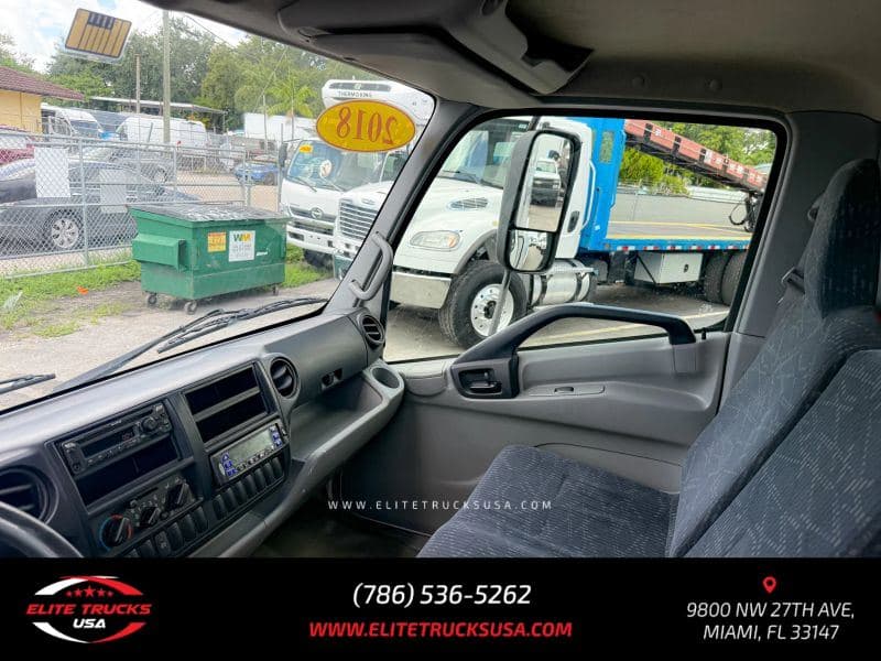 2018 Hino 195 image 18