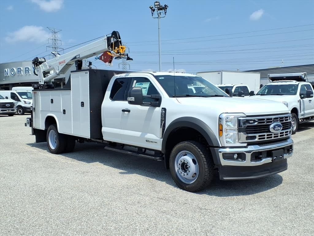 2026 Ford F550 XLT image 1