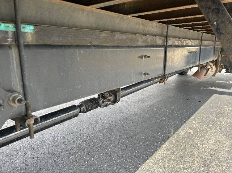 2022 International MV607 Box Truck - 220HP, 6 Speed Automatic, Roll up Door image 14