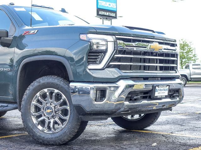 2026 Chevrolet Silverado 2500HD LTZ image 3