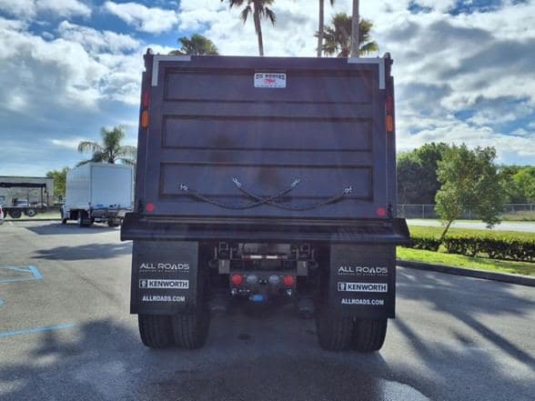 2026 Kenworth T880 image 6