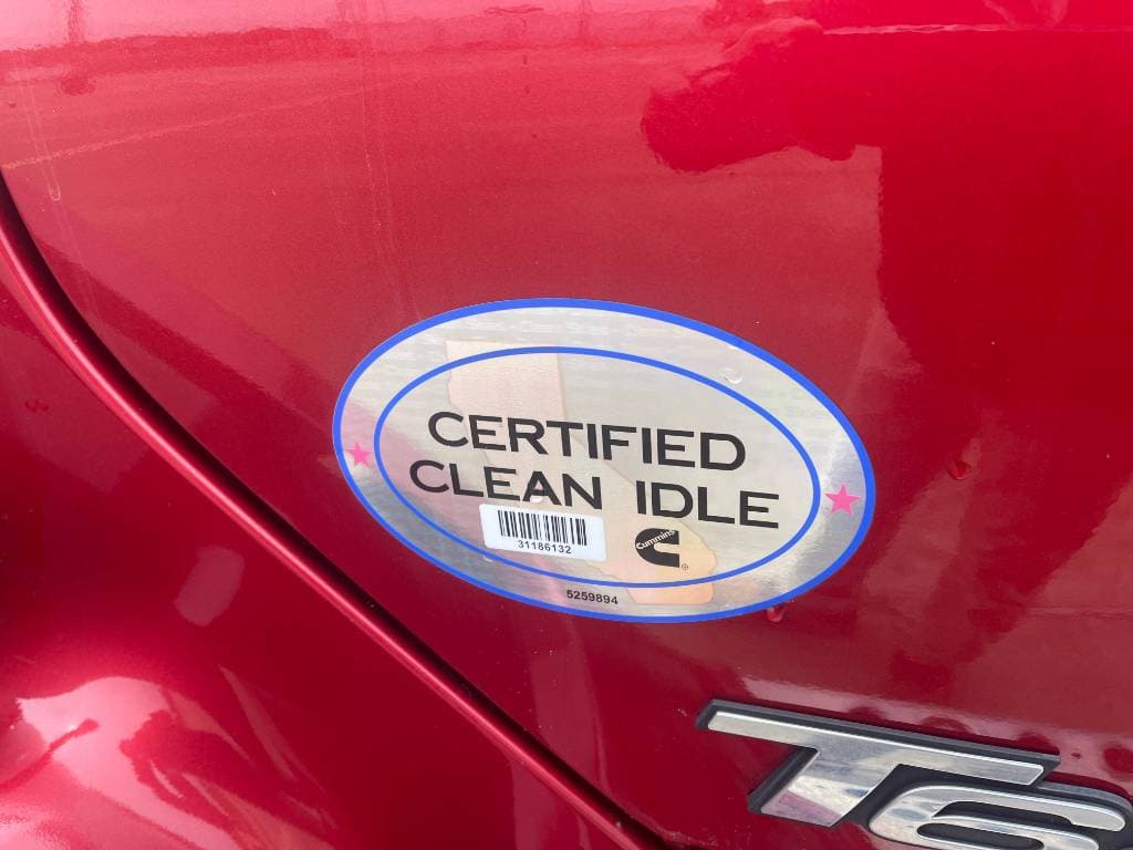 2021 Kenworth T680 image 6