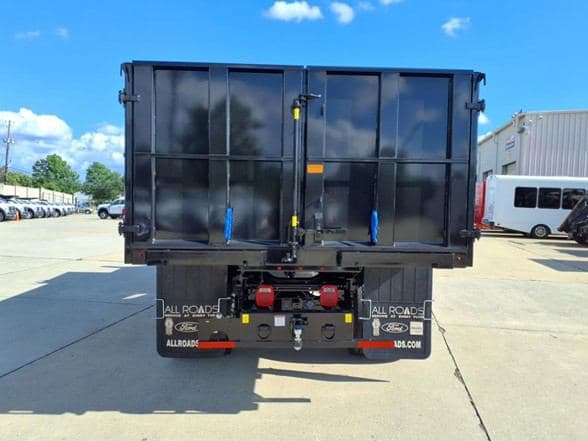 2026 Ford F650 SD image 7