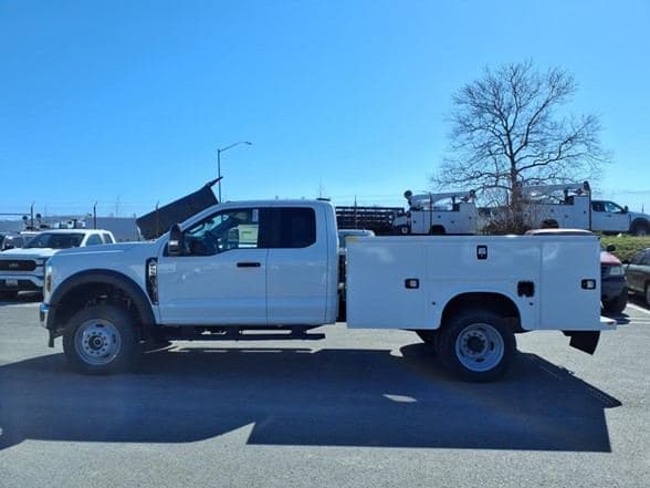 2024 Ford F550 image 4