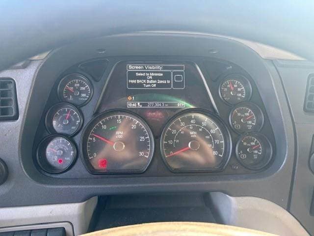 2021 Peterbilt 567 image 7