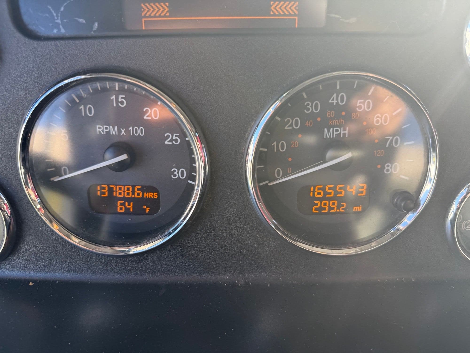 2018 Peterbilt 337 image 9