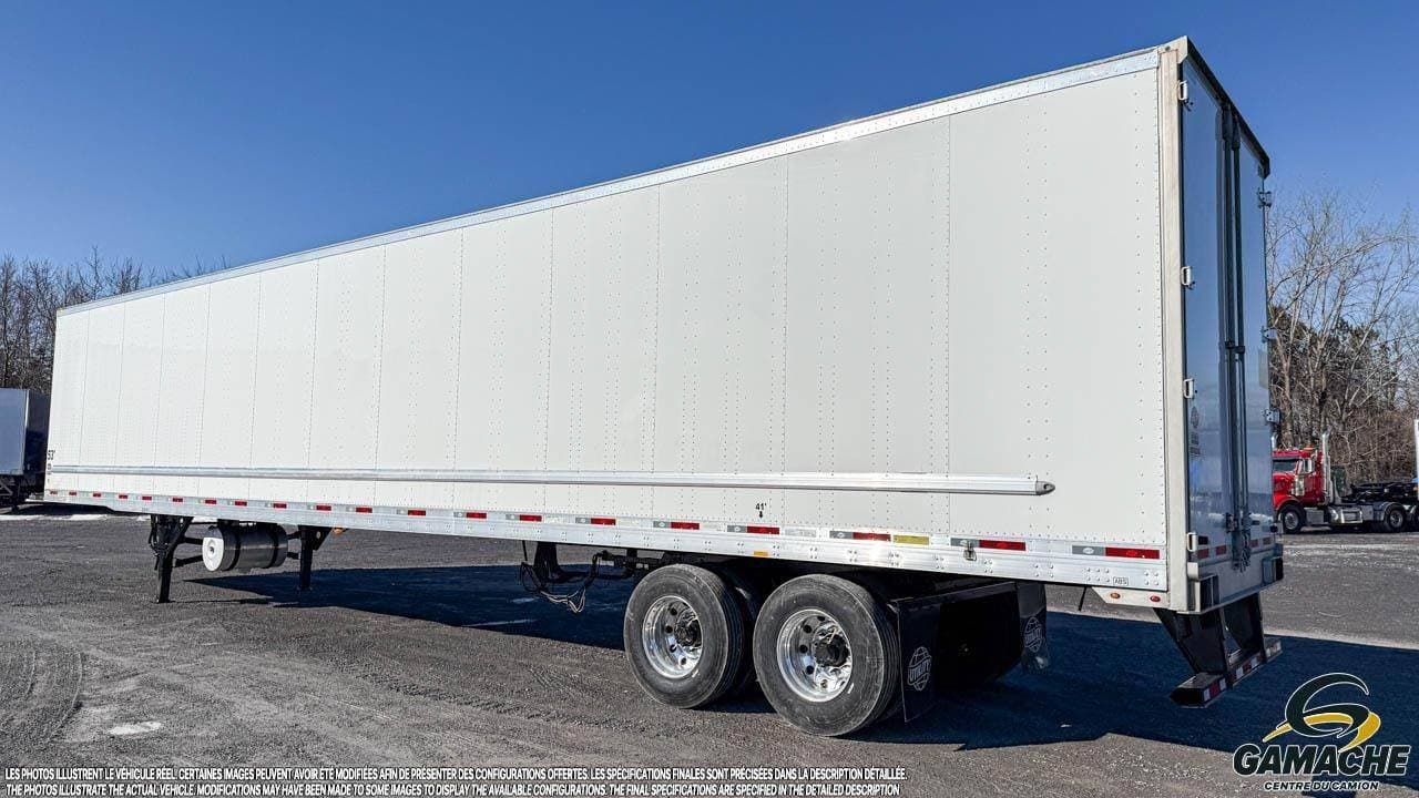 2020 Utility 4000D-X image 5