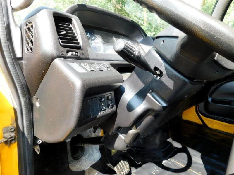 2018 Hino 338 image 13