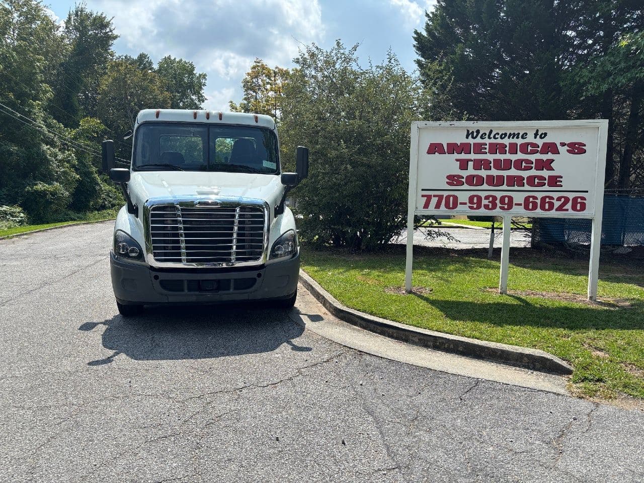 2019 Freightliner Cascadia 113 image 6