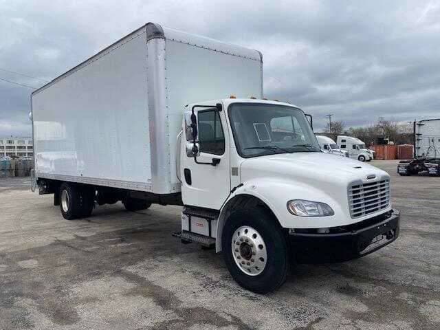 2020 Freightliner M2 image 5