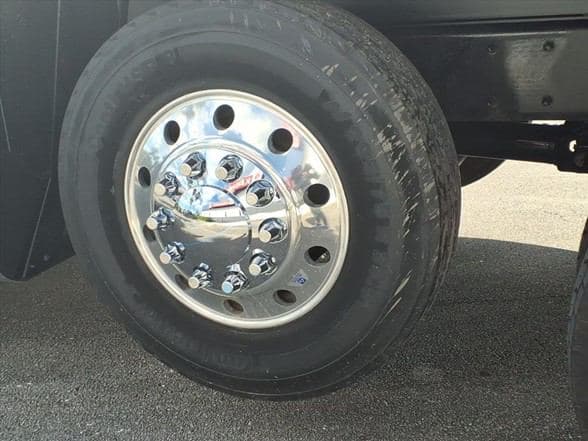 2025 Kenworth T880 image 14