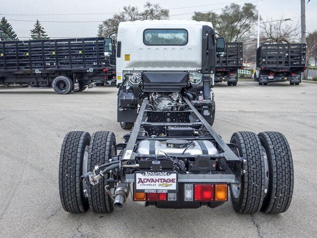 2025 Chevrolet 4500 HG LCF Gas Base image 4