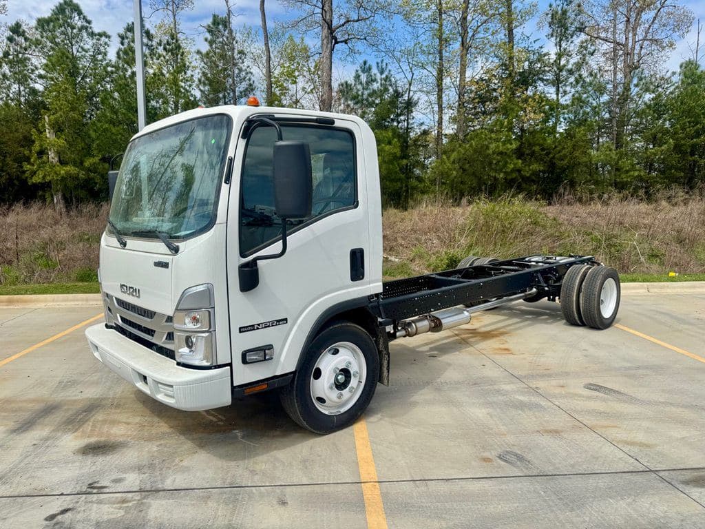 New 2026 ISUZU NPR-HD image 2