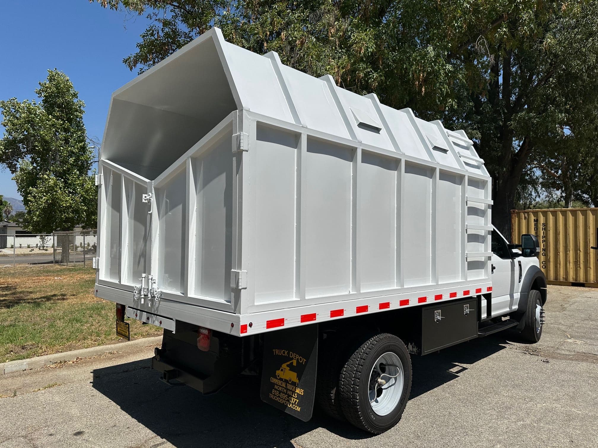 2017 FORD F550 SD 4x4 Chipper Dump Truck  13438 image 7