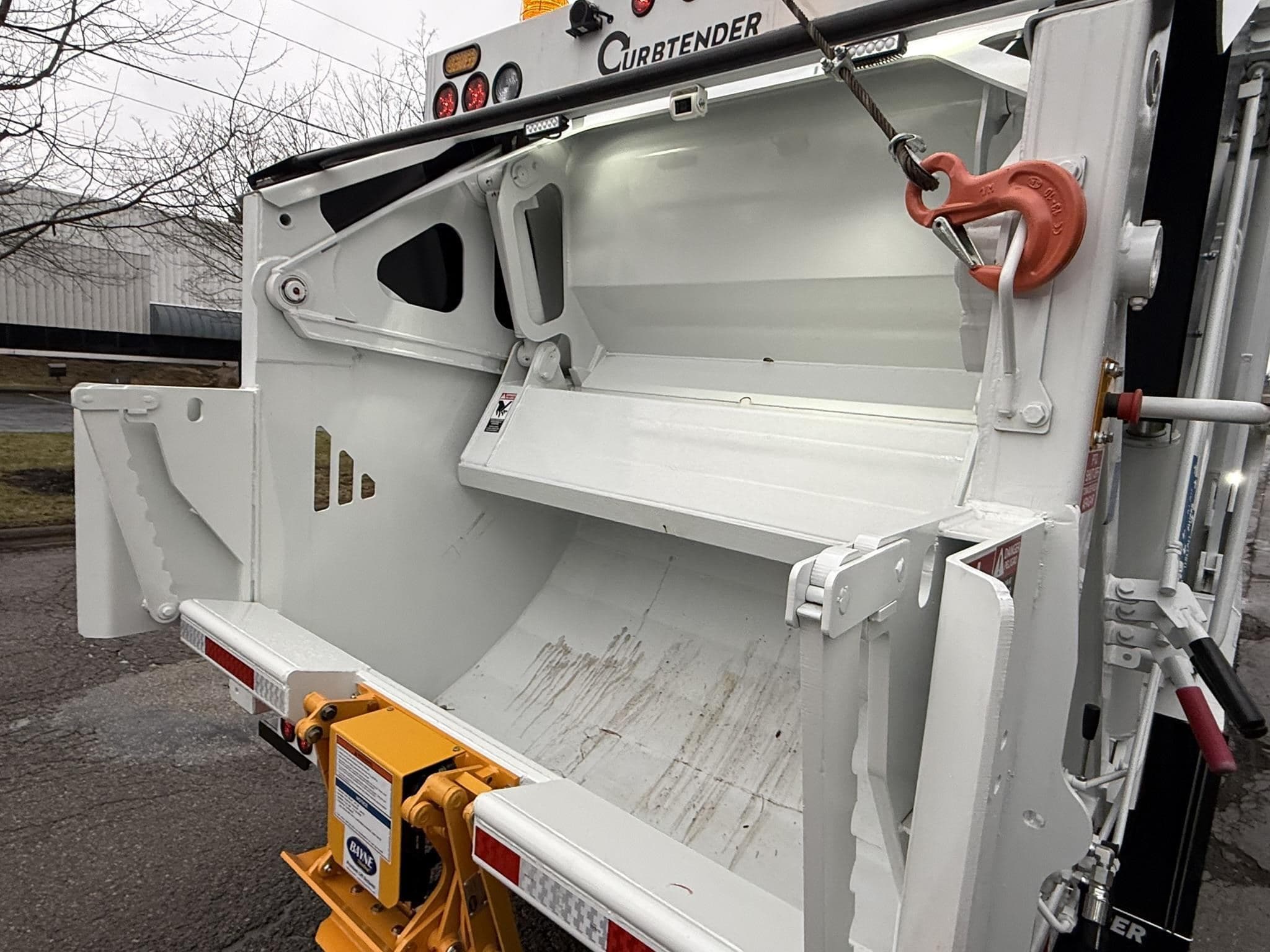 2025 HINO L6 120020 image 12