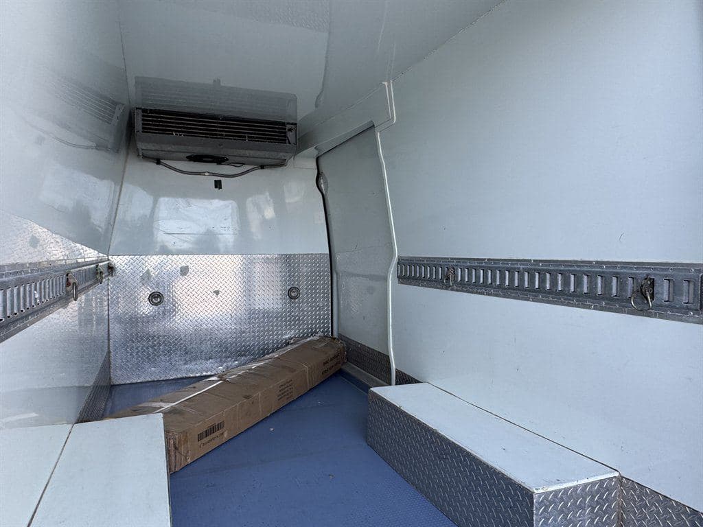 2019 Freightliner Sprinter 3500 image 23