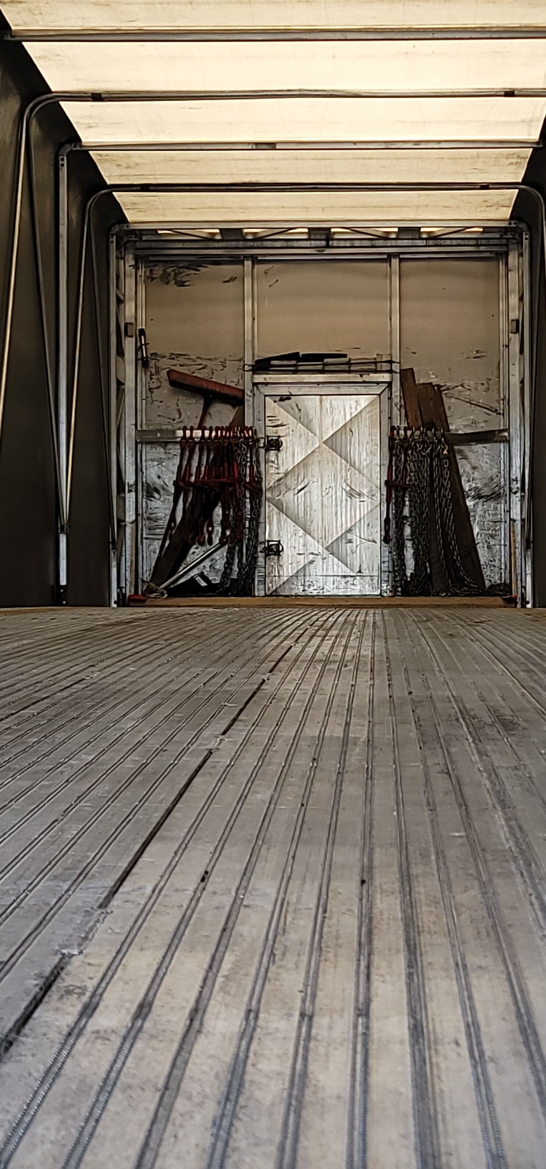 2018 Mac Trailer Mfg 1650 Cft image 8